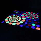 Psywork Schwarzlicht Fluo Neon Teppich "Spirals made of dots" Psywork Schwarzlicht Fluo Neon Teppich "Spirals made of dots"